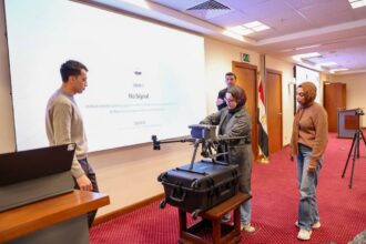 وزارة الري تطلق المرحلة الأولى للتدريب على استخدام طائرات الدرون لمتابعة المنظومة المائية 2 وزارة الري تطلق المرحلة الأولى للتدريب على استخدام طائرات الدرون لمتابعة المنظومة المائية