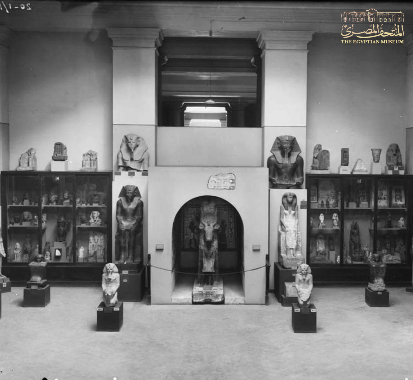 المتحف المصري بالتحرير يعرض مقصورة المعبودة حتحور المكتشفة بالدير البحري 1 المتحف المصري بالتحرير يعرض مقصورة المعبودة حتحور المكتشفة بالدير البحري