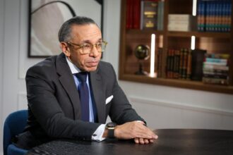 جهود مصرية مكثفة لتهدئة الأزمة اللبنانية: السفير علاء موسى يؤكد استمرار الدعم والاتصالات مع الأطراف المعنية 2 جهود مصرية مكثفة لتهدئة الأزمة اللبنانية: السفير علاء موسى يؤكد استمرار الدعم والاتصالات مع الأطراف المعنية