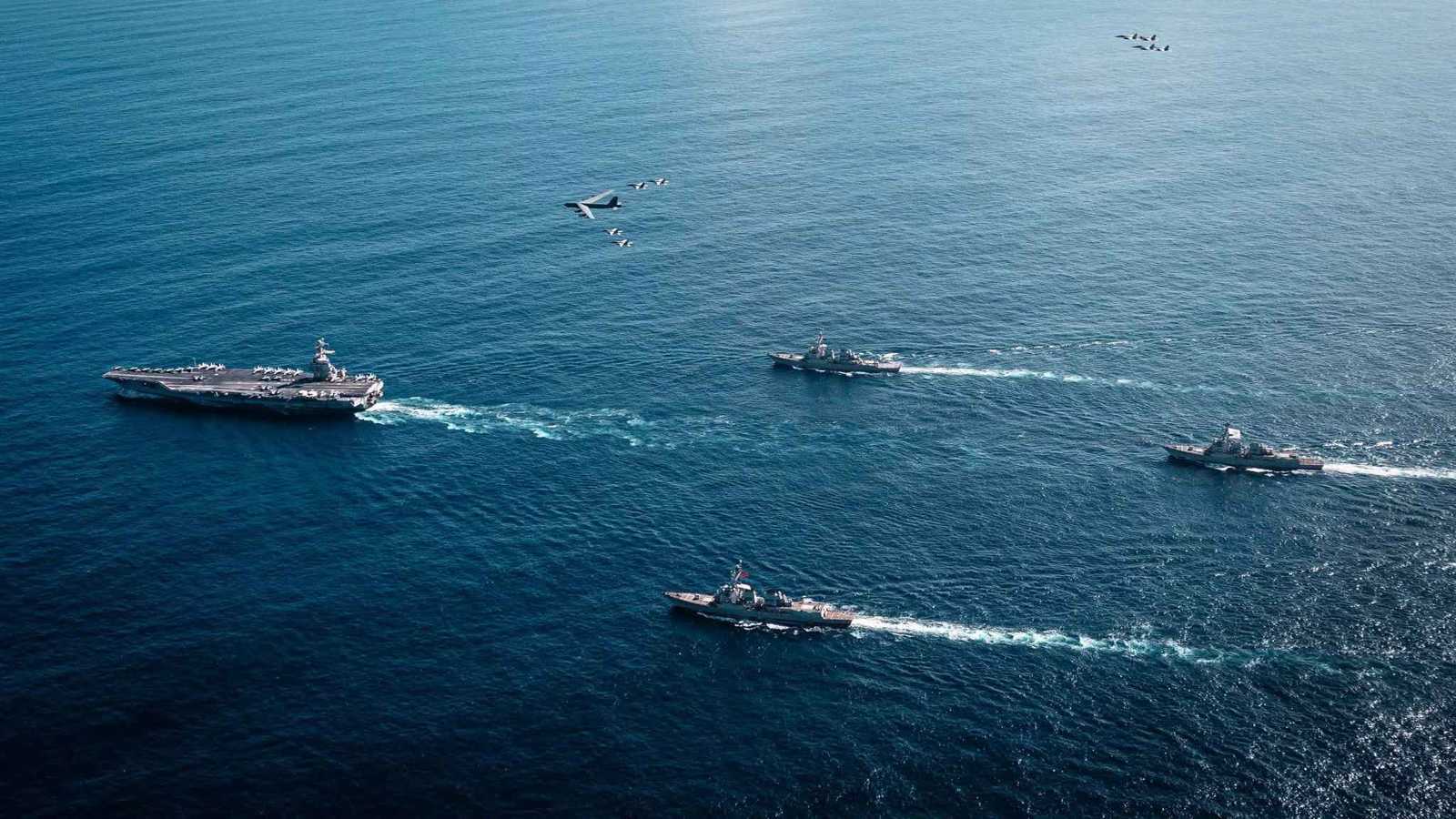 الجيش الأمريكي يضرب قاربًا في عرض البحر الكاريبي 1 الجيش الأمريكي يضرب قاربًا في عرض البحر الكاريبي