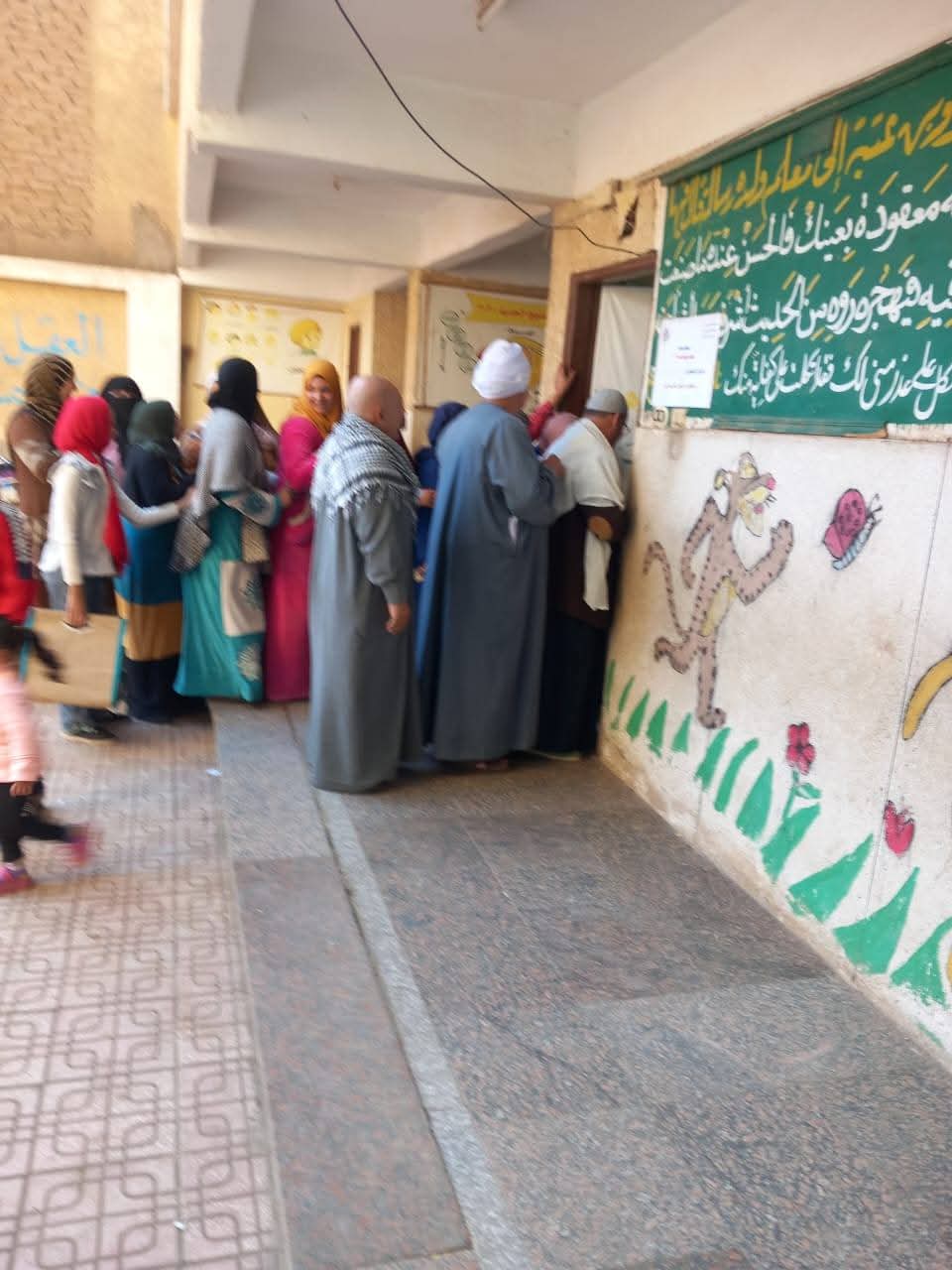 إقبال المواطنين على التصويت بلجنة ٥٢ جزيرة الأحرار في طوخ بجولة الإعادة لانتخابات مجلس النواب ٢٠٢٥ 1 إقبال المواطنين على التصويت بلجنة ٥٢ جزيرة الأحرار في طوخ بجولة الإعادة لانتخابات مجلس النواب ٢٠٢٥