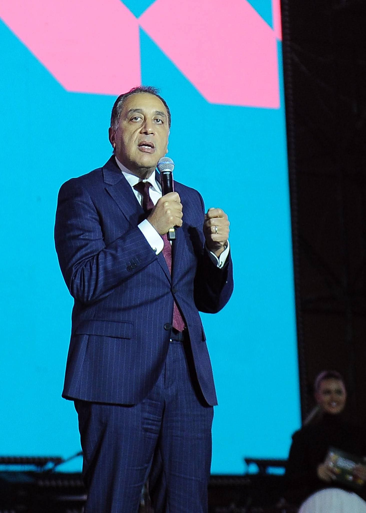 مدبولي يهنئ الشعب المصري بالعام الميلادي الجديد 2026