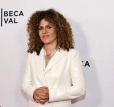 "سارة جوهر بين أفضل 10 مخرجين واعدين عالميًا بعد نجاح فيلمها 'عيد ميلاد سعيد'"