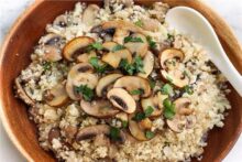 5 وصفات شهية وسهلة بالمشروم: من توست الإفطار إلى الريزوتو الإيطالي الكريمي