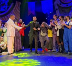 بعد نجاحه بالريحاني.. "القضية اللي هي" ينتقل إلى الشيخ زايد الليلة 2 بعد نجاحه بالريحاني.. "القضية اللي هي" ينتقل إلى الشيخ زايد الليلة