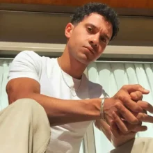 عصام عمر يدخل عالم الرهانات في مسلسل “بطل العالم”