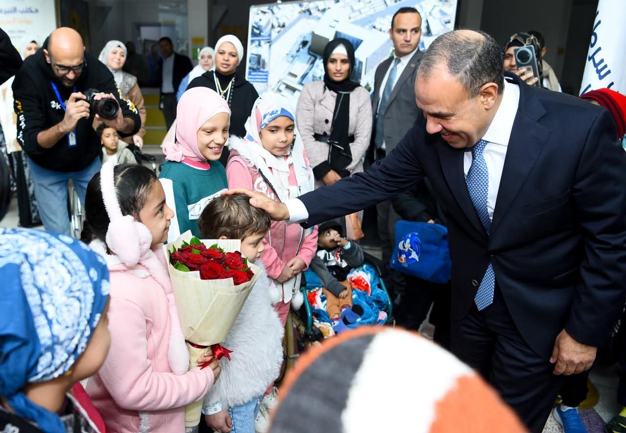 في يوم حقوق الإنسان: وزير الخارجية ورئيس اللجنة العليا لحقوق الإنسان يزور مستشفى ٥٧٣٥٧