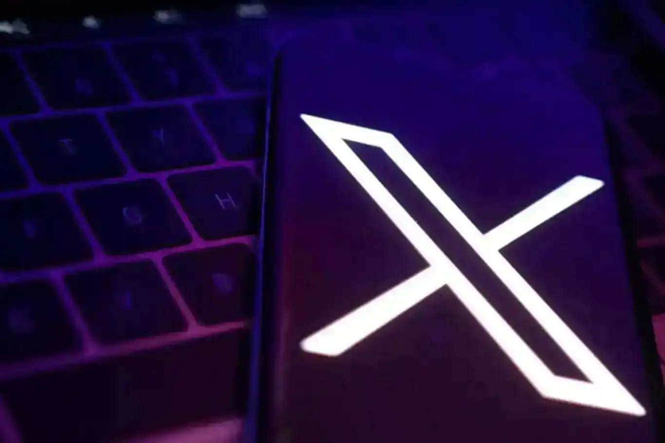 الاتحاد الأوروبي يفرض غرامة 120 مليون يورو على إكس بسبب نشر محتوى غير قانوني
