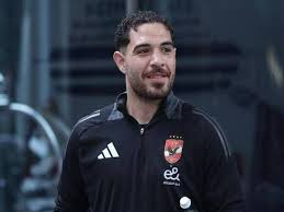 المصري يفتح خط التفاوض مع الأهلي لضم سيحا أو حمزة علاء في يناير