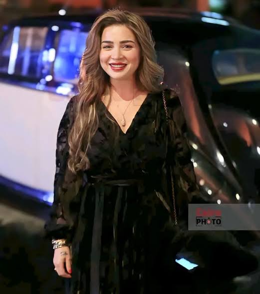 تأجيل عرض مسلسل "قبل وبعد" لمي عز الدين بعد زيادة عدد حلقاته إلى 30 1 تأجيل عرض مسلسل "قبل وبعد" لمي عز الدين بعد زيادة عدد حلقاته إلى 30