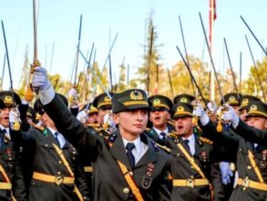 سجال صامت على «إكس» بين الدفاع التركية والجيش الإسرائيلي بتبادل رسائل مصورة