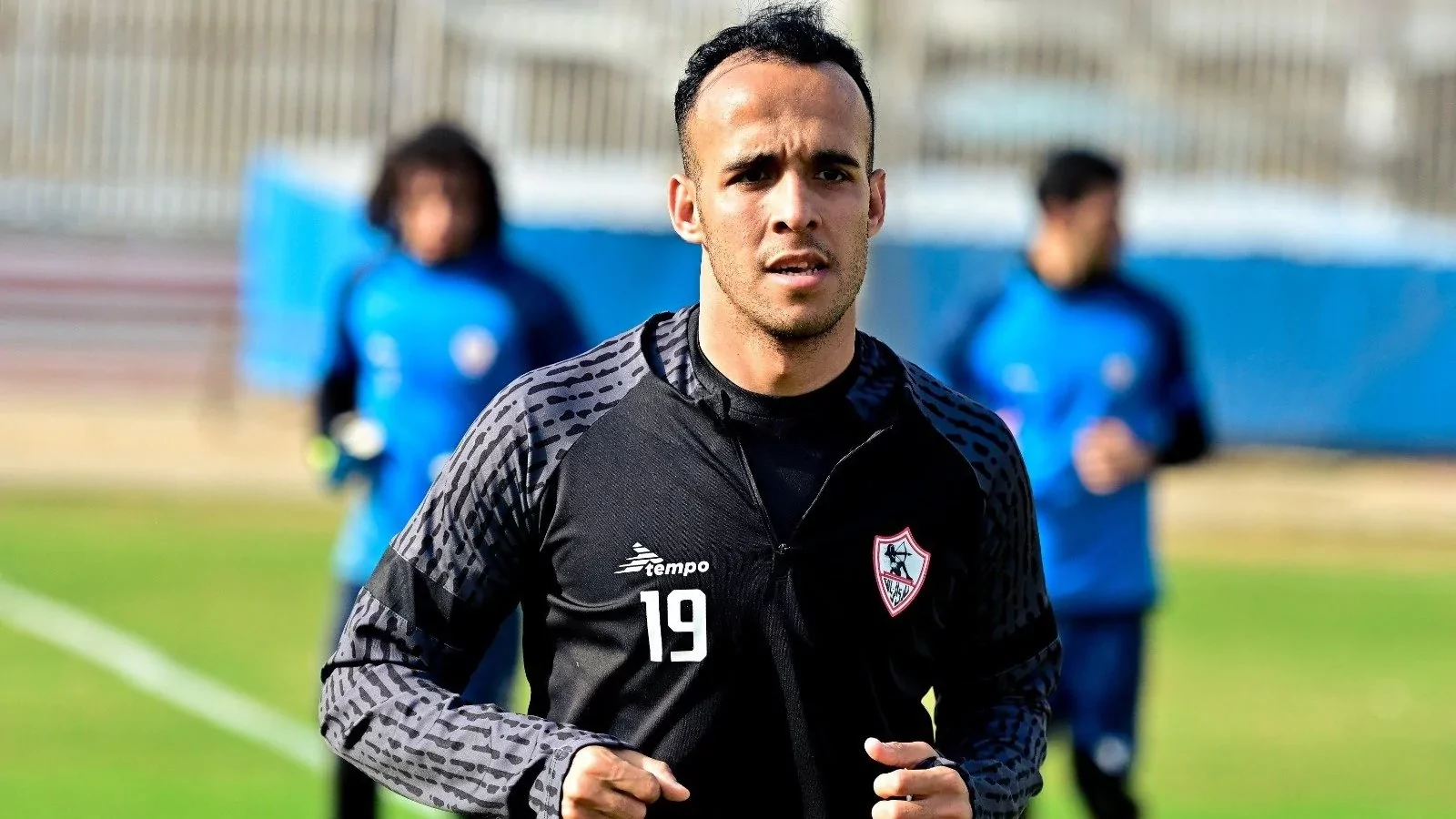 ناصر منسى يرحب بالرحيل عن الزمالك في يناير