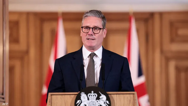 ستارمر يدعم الدنمارك في مواجهة مطالبة ترامب بجرينلاند ويؤكد حق الإقليم في تقرير مستقبله