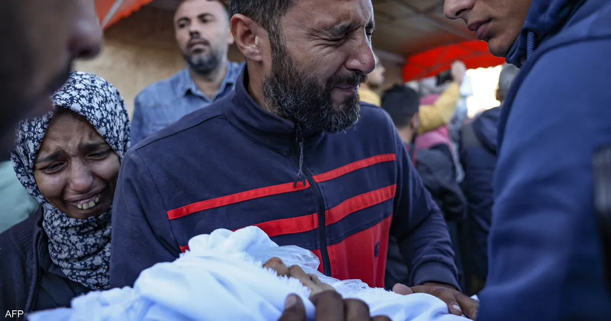 رضيع فلسطيني يموت بسبب البرد القارس في غزة وسط تفاقم الأوضاع الإنسانية بسبب المنخفض الجوي 1 رضيع فلسطيني يموت بسبب البرد القارس في غزة وسط تفاقم الأوضاع الإنسانية بسبب المنخفض الجوي