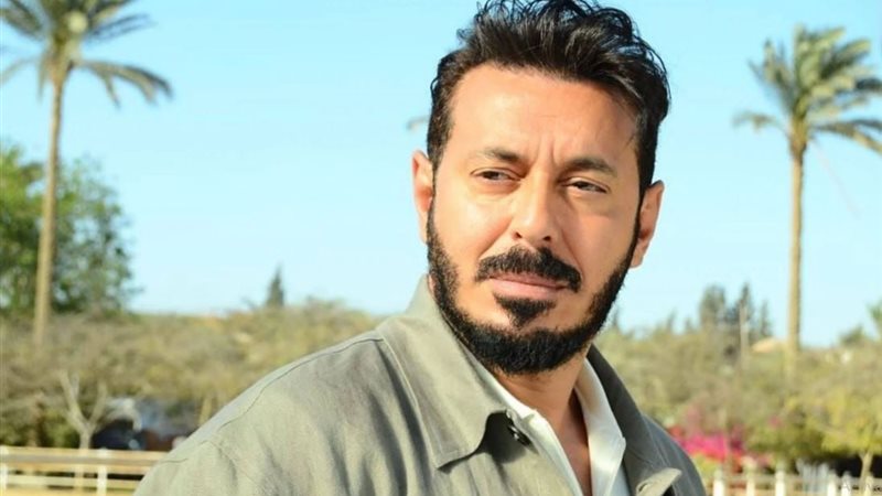 مصطفى شعبان ينتهي من نصف مشاهد “درش” ويستعد للعودة إلى الإسكندرية الخميس المقبل