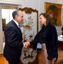 وزير الخارجية يبحث مع وزيرة أسترالية تعزيز التعاون الاقتصادي ودعم المشروعات الصغيرة