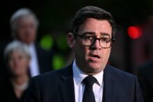 حزب العمال البريطاني يمنع آندي بورنهام من العودة للبرلمان وسط غضب داخلي