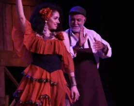 ثلاث مسرحيات مصرية تتأهل لمهرجان المسرح العربي في دورته الـ16 2 ثلاث مسرحيات مصرية تتأهل لمهرجان المسرح العربي في دورته الـ16