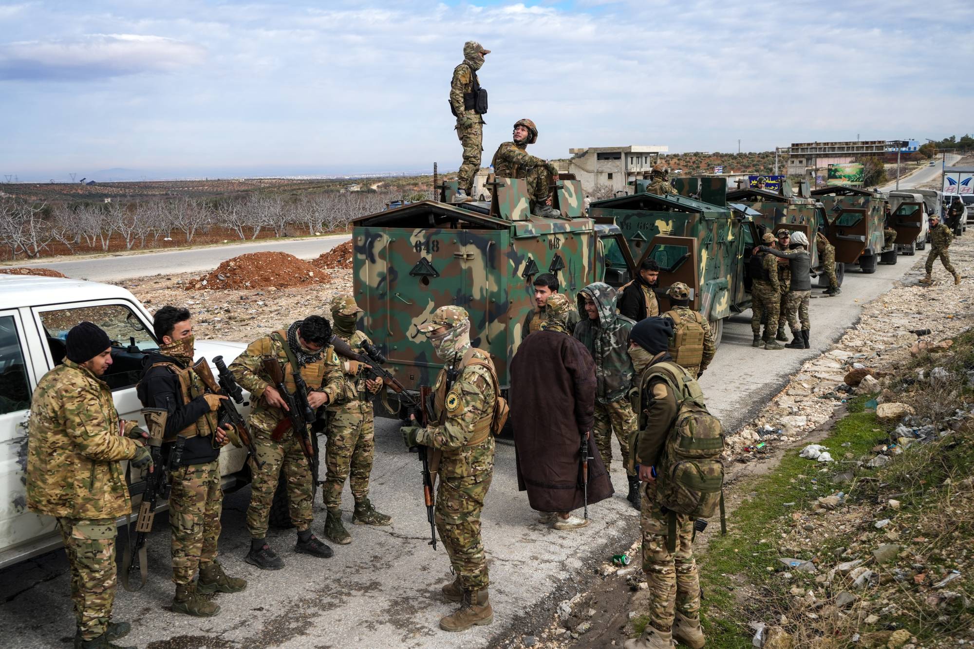 الجيش السوري يعلن السيطرة الكاملة على مدينة دير حافر بريف حلب الشرقي
