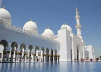 تعديل موعد صلاة الجمعة في الإمارات إلى 12:45 ظهراً بدءاً من 2 يناير 2026