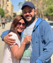 محمد ممدوح يحتفل بعيد ميلاد شقيقته مي ويعلن انطلاق تصوير "حتة منى"