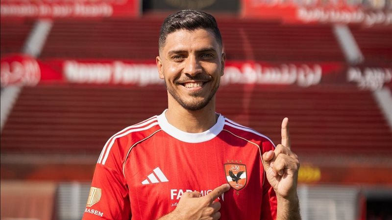 الأهلي يرفض رحيل محمد شريف بدون بديل أجنبي
