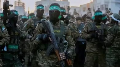 حماس تؤكد على الالتزام الكامل بتنفيذ اتفاق غزة وتطالب الاحتلال بفتح رفح وانسحاب قواته