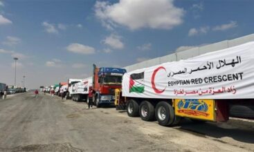 قافلة “زاد العزة” تعود إلى غزة: 113 شاحنة إغاثة تدخل عبر رفح بعد توقف يومين 5 قافلة “زاد العزة” تعود إلى غزة: 113 شاحنة إغاثة تدخل عبر رفح بعد توقف يومين