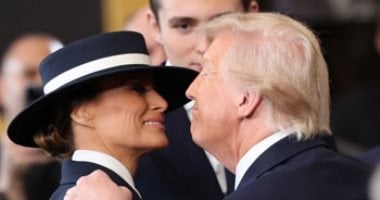 الولايات المتحدة بعد عام على حكم ترامب.. انخفاض مستوى معيشة الأمريكيين.. انخفاض قياسي في الجريمة.. وزلزال في ملف الهجرة