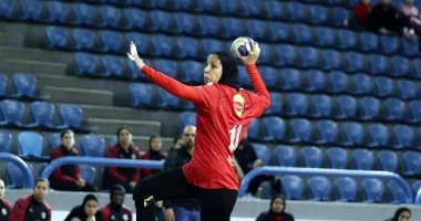 سيدات يد الأهلي يتصدرن دوري العمومي بعد الفوز على سموحة