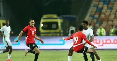 التعادل السلبي مستمر بين مصر ونيجيريا بعد 30 دقيقة في أمم أفريقيا
