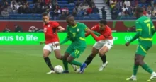زيزو ومصطفى محمد يدخلان مباراة مصر ضد السنغال (0-1)