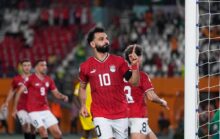 الملك رقم 10: محمد صلاح يصل إلى 10 أهداف في الكان ويصنع التاريخ