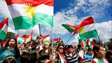 انتفاضة الأكراد.. خبراء يحذرون من السيناريوهات الصعبة في سوريا.. ومخاوف في العراق وتركيا وإيران