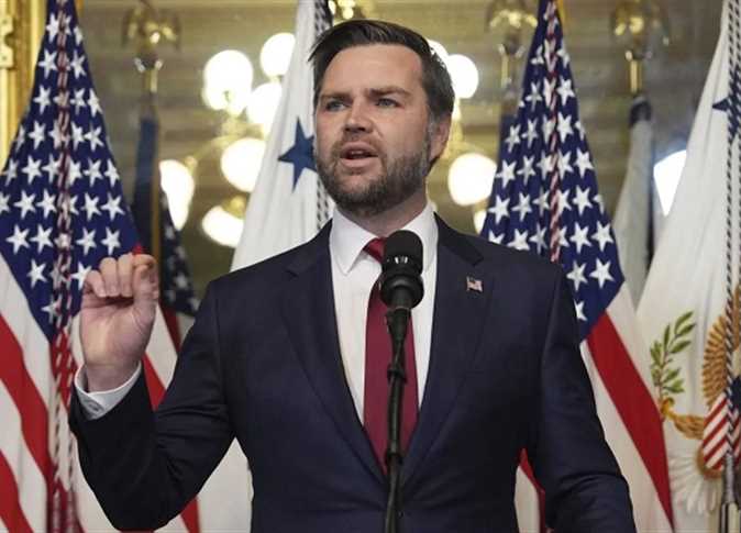 نائب ترامب بعد اعتقال مادورو: يجب إعادة النفط المسروق إلى الولايات المتحدة