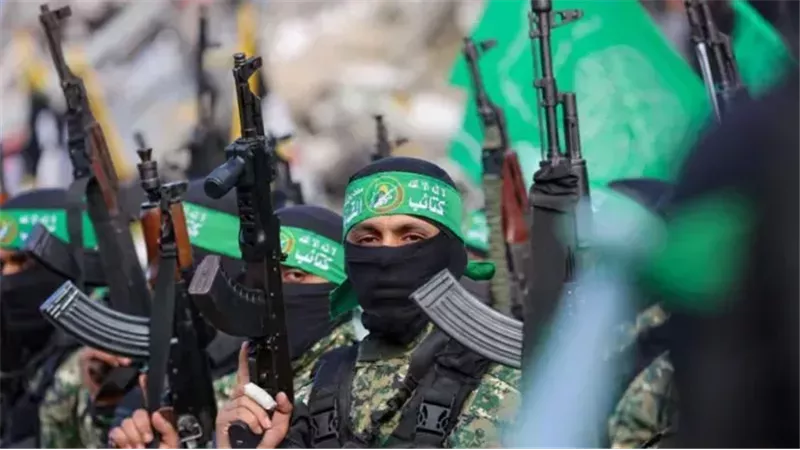 حماس تدين ربط إعمار غزة بشروط إسرائيلية وتحمّل تل أبيب مسؤولية تعطيل معبر رفح