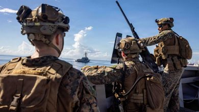 الجيش الأمريكي يعلن مقتل 5 أشخاص في ضربة ضد سفينتين مشتبه بتورطهما في تهريب المخدرات