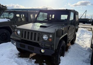 اليابان ترسل 30 مركبة رباعية الدفع إلى القوات الأوكرانية