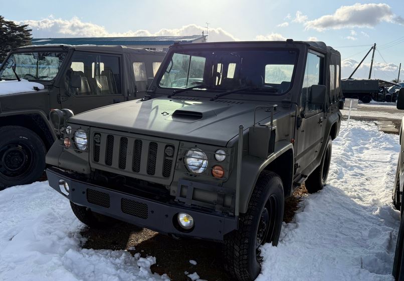 اليابان ترسل 30 مركبة رباعية الدفع إلى القوات الأوكرانية