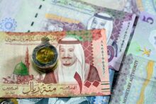 الريال السعودي يسجل 12.73 جنيه للبيع في بداية تعاملات البنوك اليوم الاثنين 5 يناير 2026