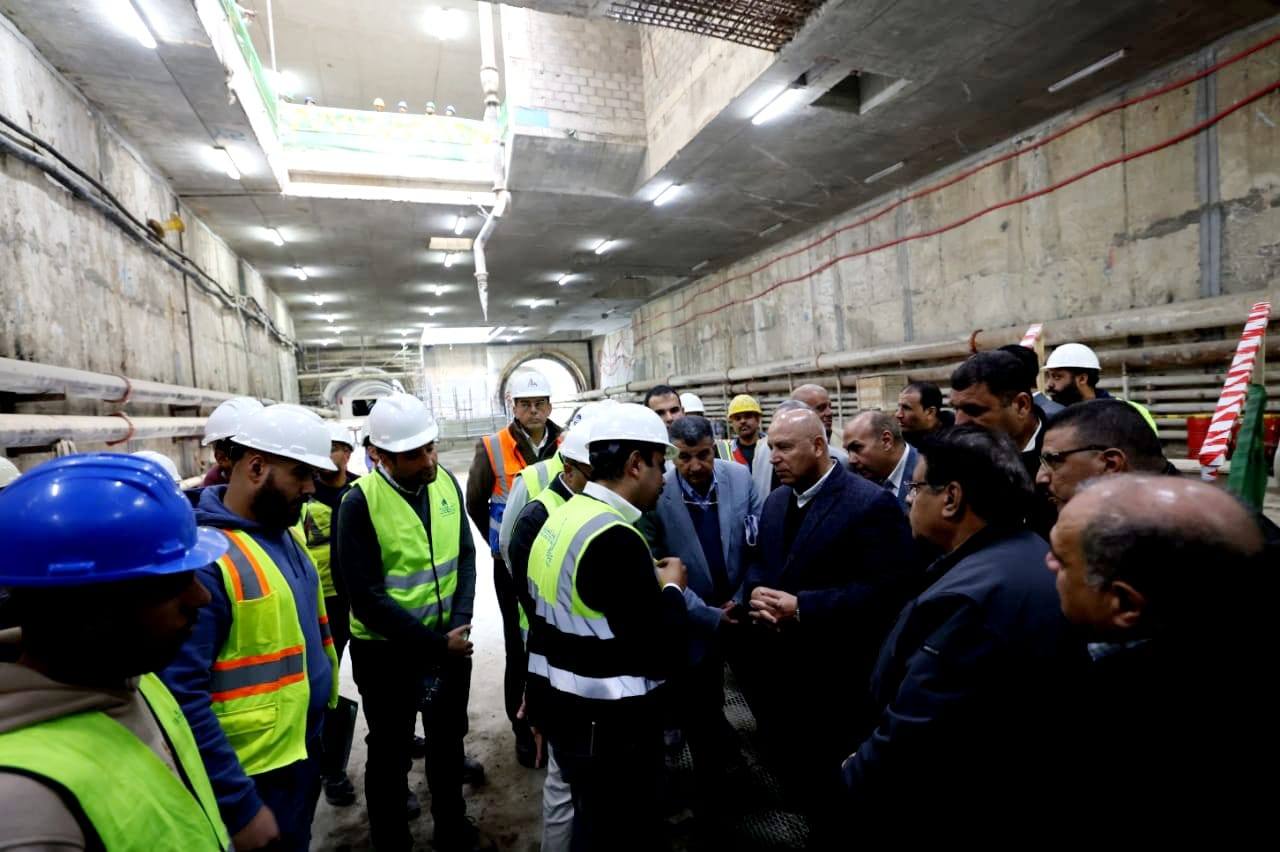 كامل الوزير يتفقد المرحلة الأولى من الخط الرابع للمترو.. 19 كم و17 محطة لخدمة 1.5 مليون راكب يوميًا