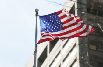 الولايات المتحدة تحث مواطنيها في فنزويلا إلى المغادرة الفورية بسبب المخاطر الأمنية 4 الولايات المتحدة تحث مواطنيها في فنزويلا إلى المغادرة الفورية بسبب المخاطر الأمنية