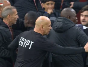 حسام حسن يتدخل لفض خلاف بين مدربي مصر والسنغال في نصف نهائي أمم أفريقيا 2 حسام حسن يتدخل لفض خلاف بين مدربي مصر والسنغال في نصف نهائي أمم أفريقيا