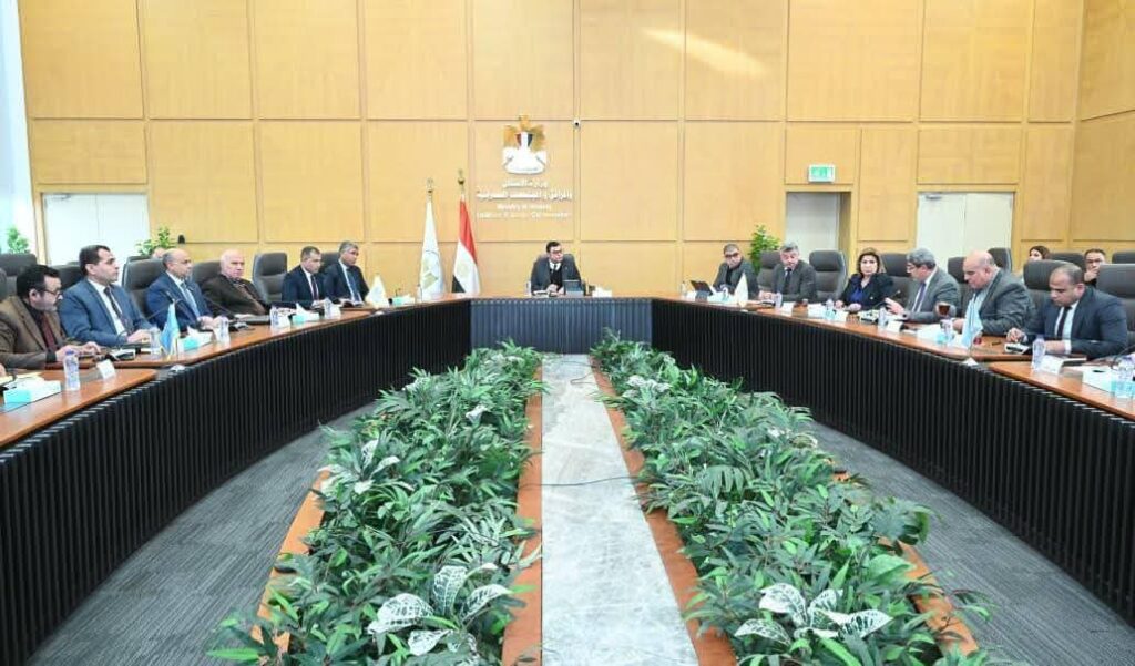 وزير الإسكان يتابع الموقف التنفيذي لمشروعات «حياة كريمة» لتطوير قرى الريف المصري