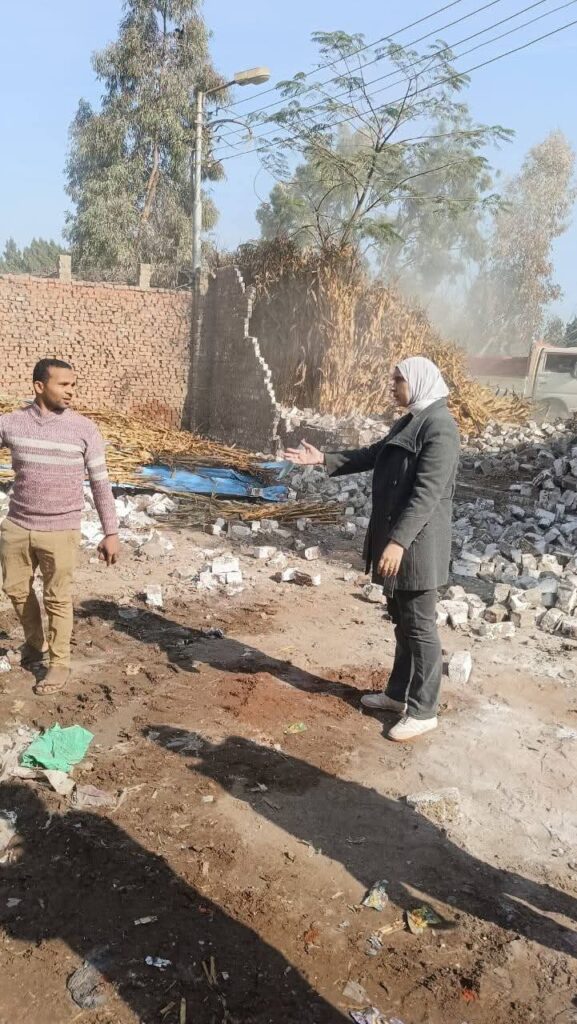 إزالة 3 حالات تعدٍ داخل الحيز العمراني بالمنيرة دون ترخيص 4 إزالة 3 حالات تعدٍ داخل الحيز العمراني بالمنيرة دون ترخيص