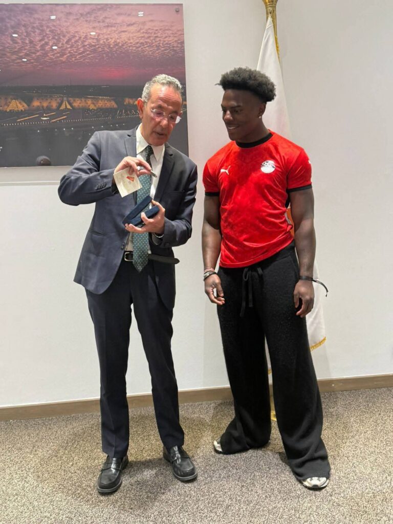 منطقة أهرامات الجيزة والمتحف المصري الكبير تستقبل اليوتيوبر العالمي IShow Speed لاكتشاف سحر الحضارة المصرية العريقة