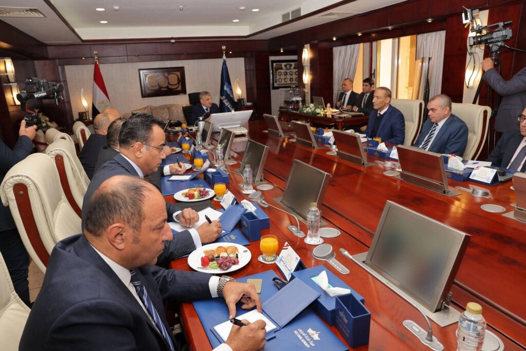 قمة السلام تعزز الأمن في البحر الأحمر… قناة السويس تتوقع عودة الخطوط الملاحية الكبرى قريبًا