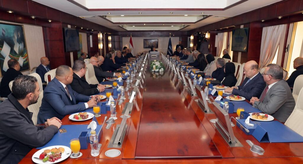 قمة السلام تعزز الأمن في البحر الأحمر… قناة السويس تتوقع عودة الخطوط الملاحية الكبرى قريبًا