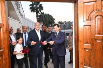 وزير الشباب والرياضة يتفقد نادي التوفيقية للتنس بالجيزة