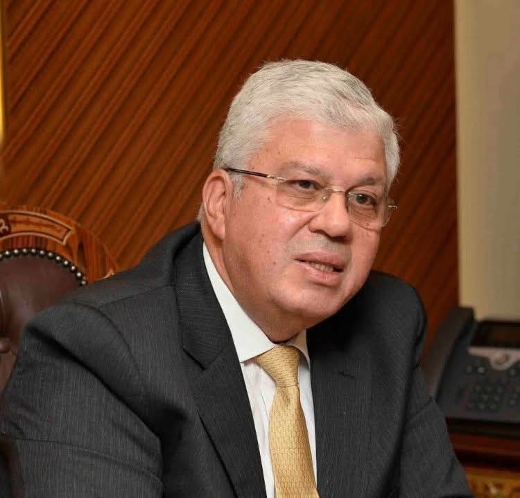 وزير التعليم العالي يهنئ الكليات الفائزة بجائزة مصر للتميز الحكومي 1 وزير التعليم العالي يهنئ الكليات الفائزة بجائزة مصر للتميز الحكومي